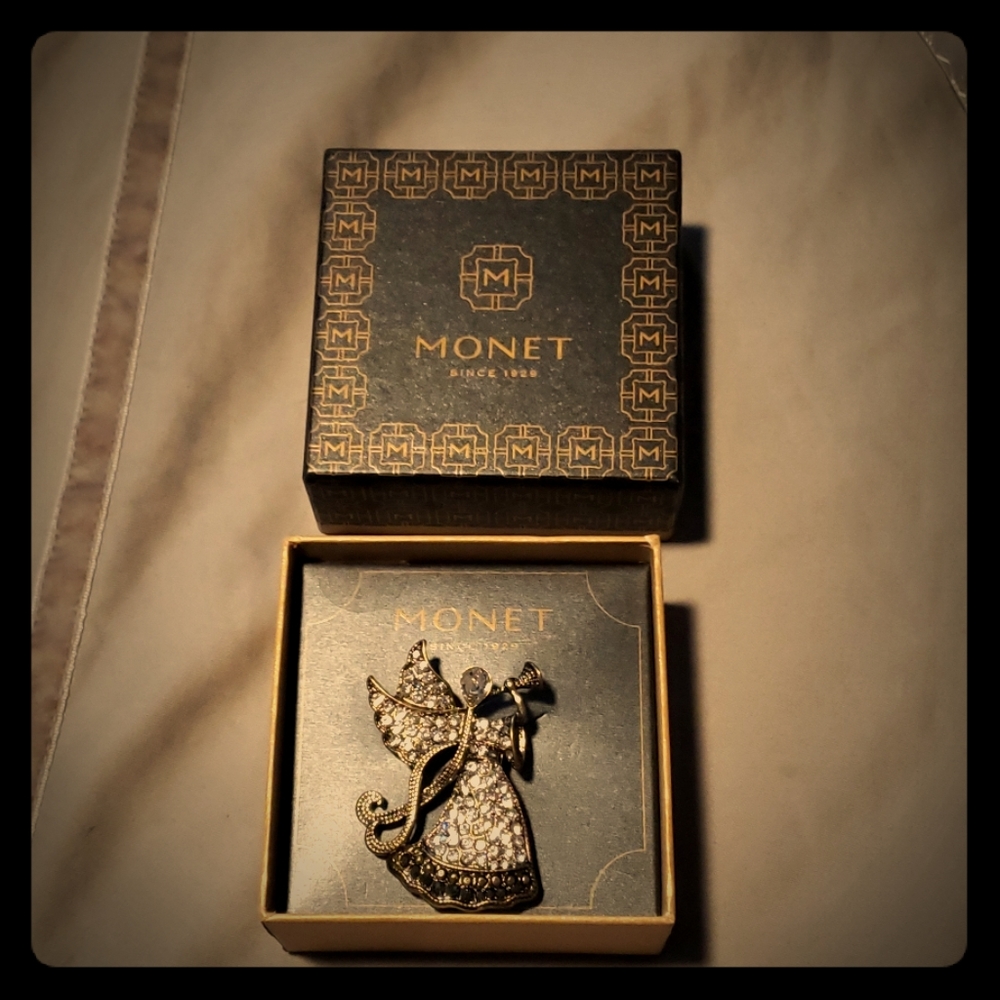 Angel pin